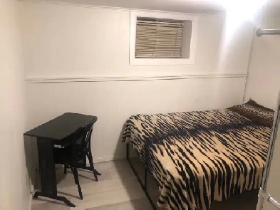 Kelowna Room for Rent 700 Everything included Image# 3