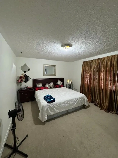 Room for Rent – Private Washroom   All Utilities Included! Image# 1