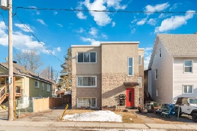 Joyful Jeanne-D'Arc-1 bed apartment for rent Image# 1