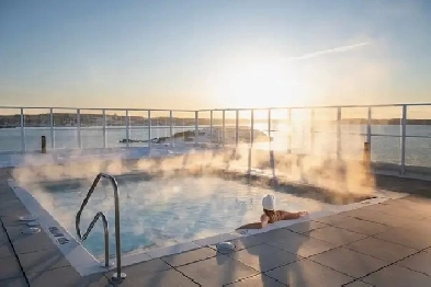 Cunard Residences - Three Month Sublet Image# 4
