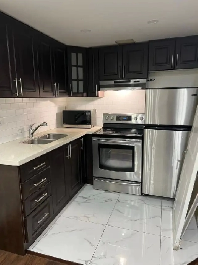 Room for share in two bedroom basement Image# 1