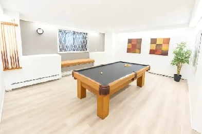 Downtown Apartment for Rent9929 113 St NW, Edmonton Image# 1