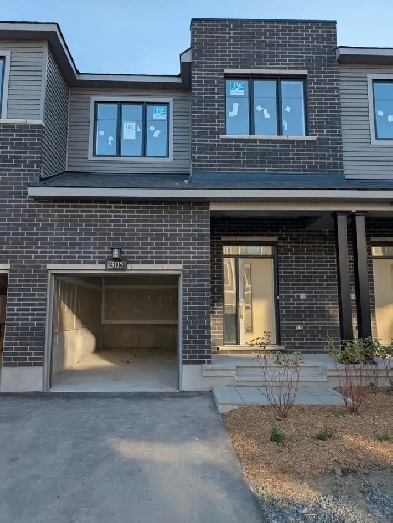 Brand new townhouse in Acadia ( Nov 17th ) Image# 1