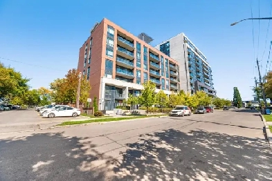 Fully renovated 2-bedroom, 2-bath condo townhouse Image# 2