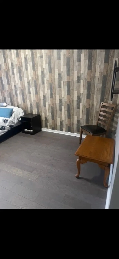 1 master bedroom with bathroom for rent 905-213-9555 Image# 1