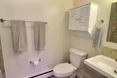 2-Bedroom, 1 Bathroom Ground level Apartment Image# 1