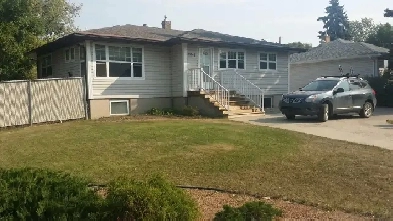 Upper level house and garage available for rent Image# 1