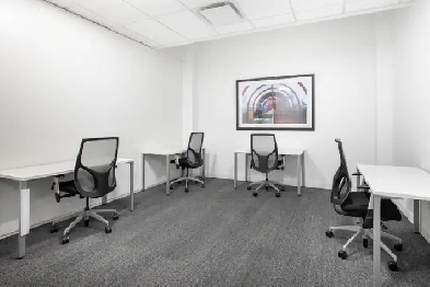 Join a collaborative coworking space environment in Spaces Glads Image# 1