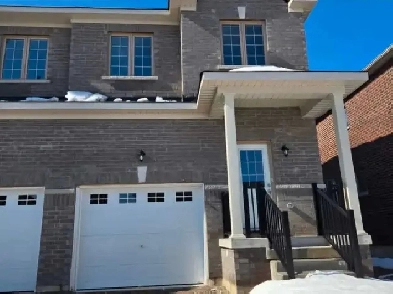 2 rooms available Rent! Image# 1