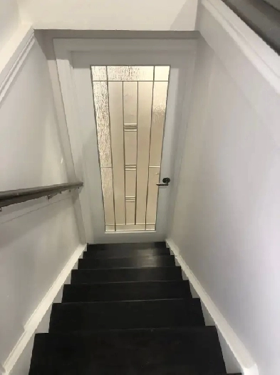 A Unique 2 Level One Bedroom Unit - A Must See Image# 1