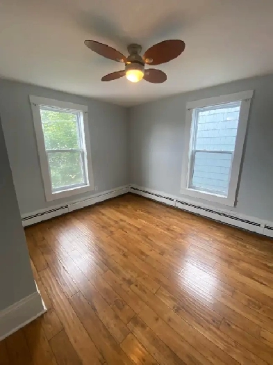 BRIGHT 2 BEDROOM APT, 6 APPLIANCES, WEST END Image# 1