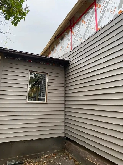 Top Floor House - 2 bedroom 1.5 bathroom for rent Image# 1