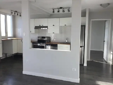 One bedroom 10135 Saskatchewan Drive Cranleigh Tower November 1 Image# 1