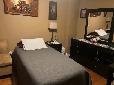 Room Available Immediately 5 Mins To Darlington OPG Plant Image# 1