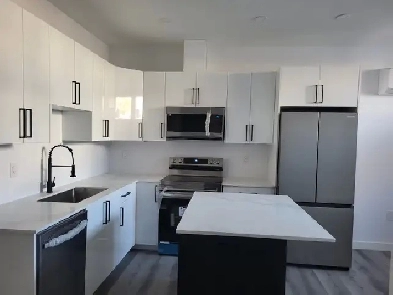 2 bedroom suite for rent Image# 1