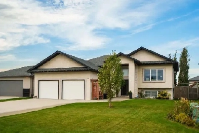 Open House Sat Oct, 4th 12:30-2pm- Niverville ! 19 Alders Gate Image# 9