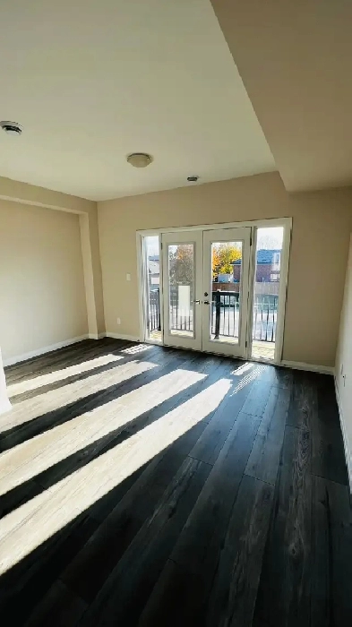 Town house for rent Image# 1