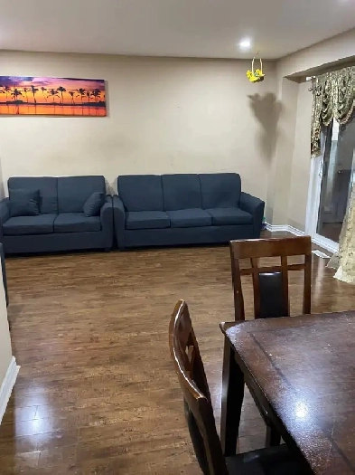 3 bedroom detached house for rent in brampton Image# 1