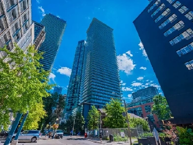 Toronto Rentals at Bloor - Big Floor Plan - Wrap Around Balcony Image# 1