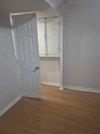 2 BEDROOM BASEMENT FOR RENT Image# 1