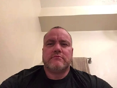 Semi Sober male in search of a room Image# 1