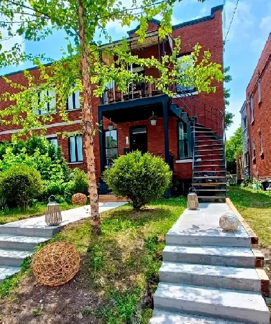 Groundfloor Duplex _ Backyard Design_ Furnished Image# 1