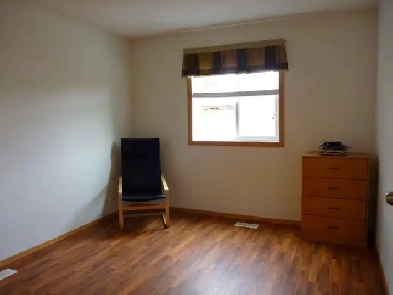 2 Bedroom House for rent in Highland Park Image# 4