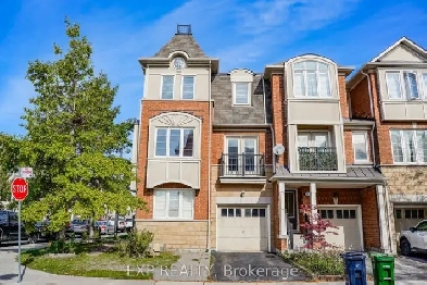 Spacious 4 1 Bedroom Townhouse in Toronto Image# 13