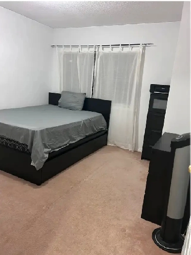 Private Single Furnished room available for rent-Mississauga Image# 1