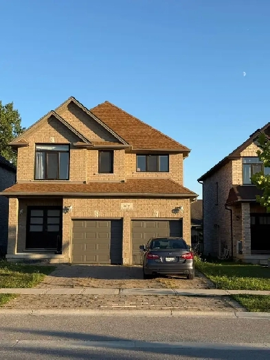 For Rent – Spacious 4 Bed, 3.5 Bath Home Image# 1