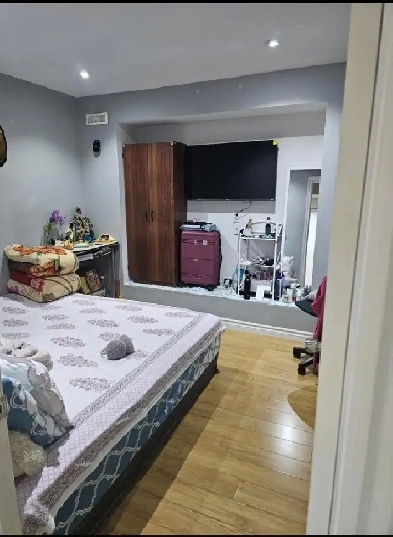 One seprate room in basement with shared kitchen and bath Image# 1