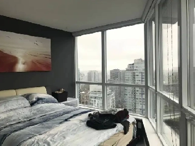 Master Bedroom   Private Bathroom | All-Inclusive High-Rise Image# 4
