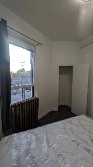 Studio Apartment Downtown Barrie Image# 1