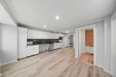 House Rental Fort Garry $1800 Image# 1