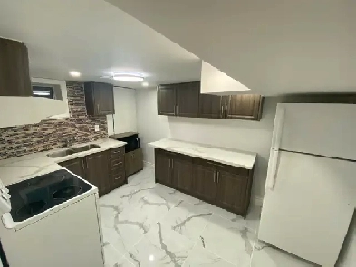 BRAND NEW BASEMENT ROOMS FOR RENT Image# 1