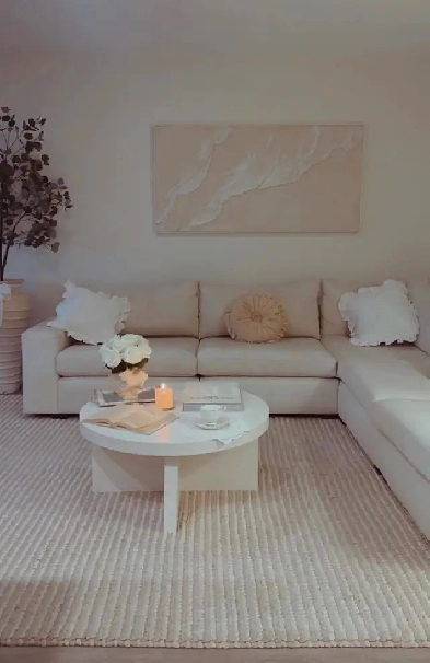 BEDROOM FOR RENT IN LUXURY MODERN RENOVATED HOME OR HOUSE SHARE Image# 1