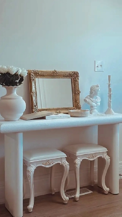 LUXURIOUS HOME FOR RENT SHARED WITH ONE PERSON | HALF HOUSE RENT Image# 1