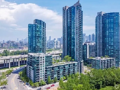 Beautiful one bedroom 2 bathroom Condo in downtown core Image# 1