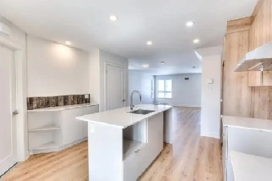 3 Beds 1.5 Baths Apartment Image# 1