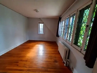 2 Bedroom apt. in Sandy Hill area- Utilities included Image# 1