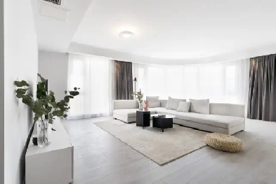 Apartment in Toronto Image# 1