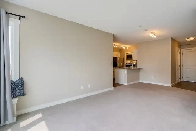 Room for rent | Private Bath | Utilities Included | Kincora NW Image# 1