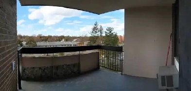 Condo in Prime location in Mississauga | New Immigrants Image# 1