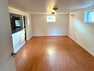 Highlands Bright & Cozy Basement Suite Image# 1