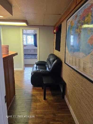 Basement suite-South Edmonton-$800/month Image# 1