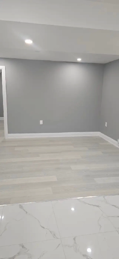 Newly Renovated 2-Bedroom Basement Apartment – River Oaks, Image# 1