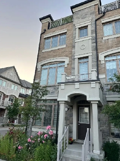 ROOM FOR RENT - IMMEDIATE - WIFI/UTILITIES INCLUDED Image# 1