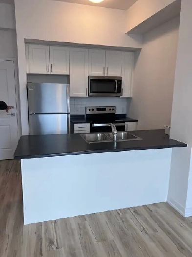 1 Bed 1 Bath in Waterdown Hamilton Image# 1