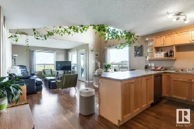 2-beds 2-baths condo for rental Image# 1