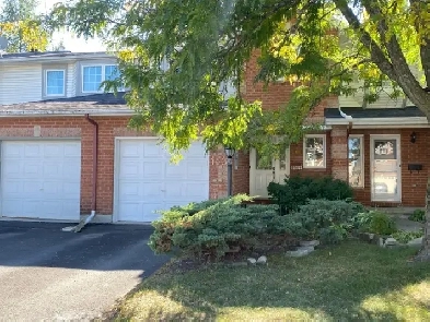 Townhome for rent in the heart of Bridlewood, Kanata (West End) Image# 1